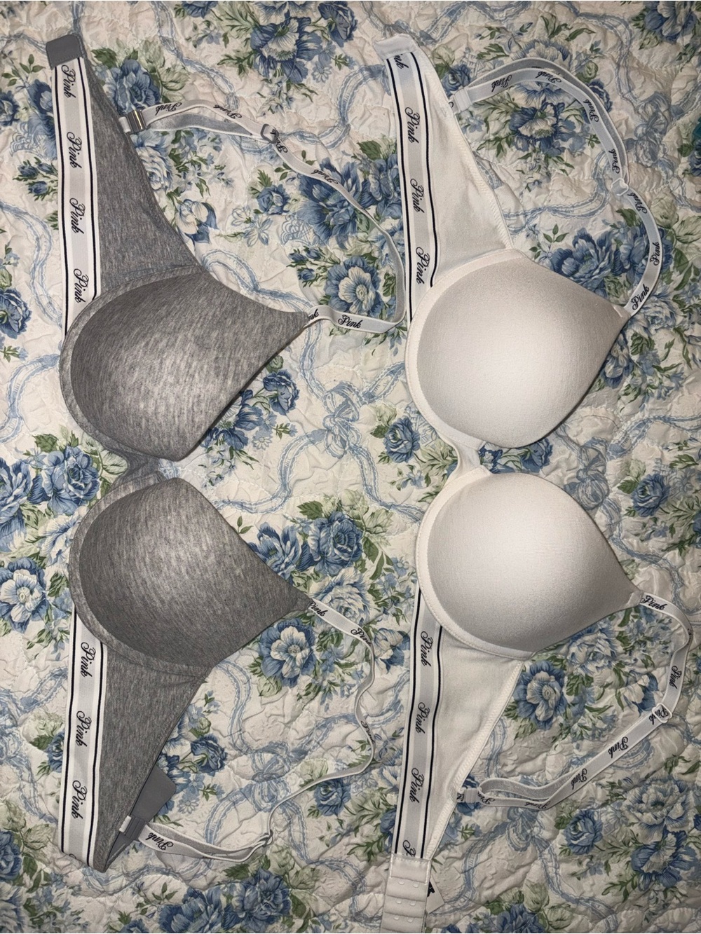 PINK Victoria's Secret Brand Everyday Logo Bra — White and Gray
